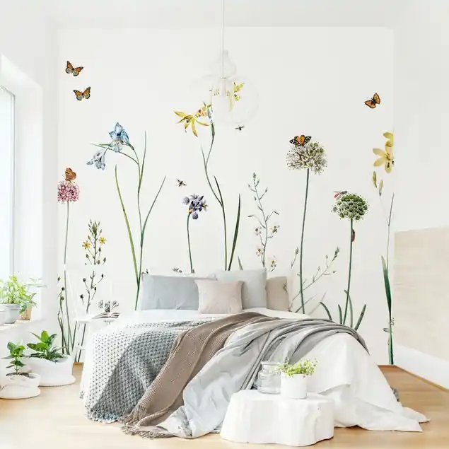 Direkt Vom Hersteller Tanzende Schmetterlinge auf Wildblumen                               Fototapete – Vlies Smart