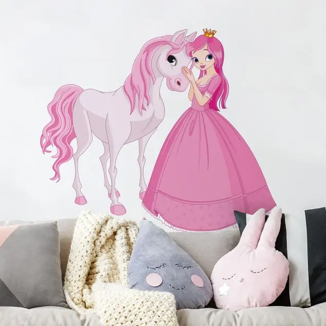 Aktuell Prinzessin mit ihrem Pferd