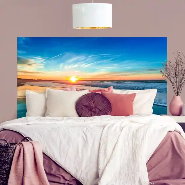 Billig Romantischer Sonnenuntergang am Meer