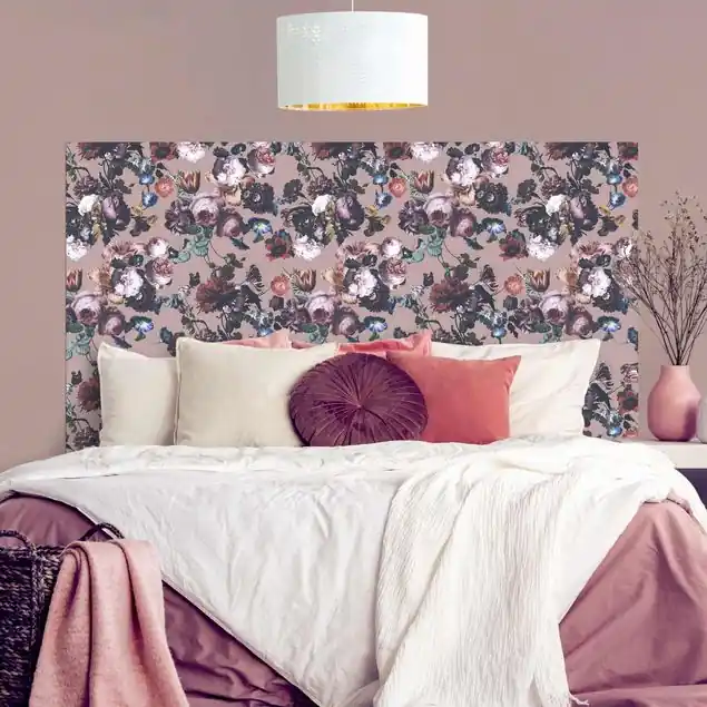 Altmeisterliche Blüten mit Tulpen und Rosen auf Beige Sale