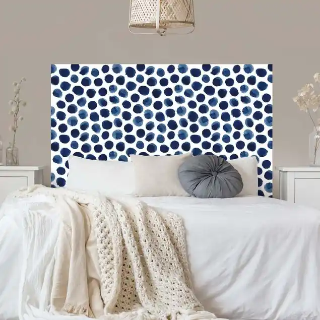 Aktuell Große Aquarell Polkadots in Indigo