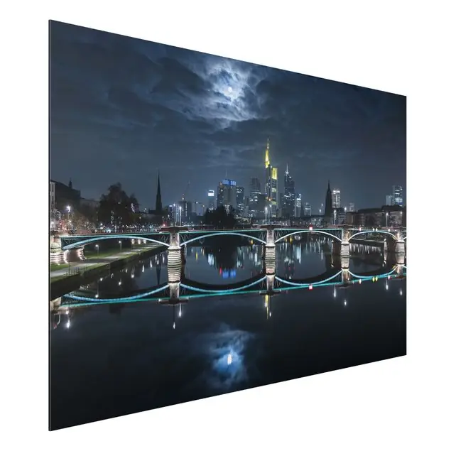 Zertifiziert Frankfurt bei Vollmond
