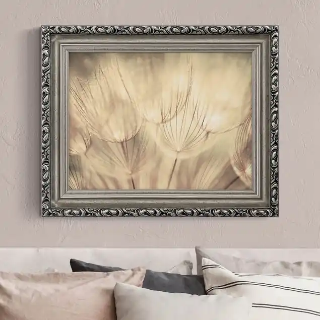 Zertifiziert Pusteblumen Nahaufnahme in wohnlicher Sepia Tönung